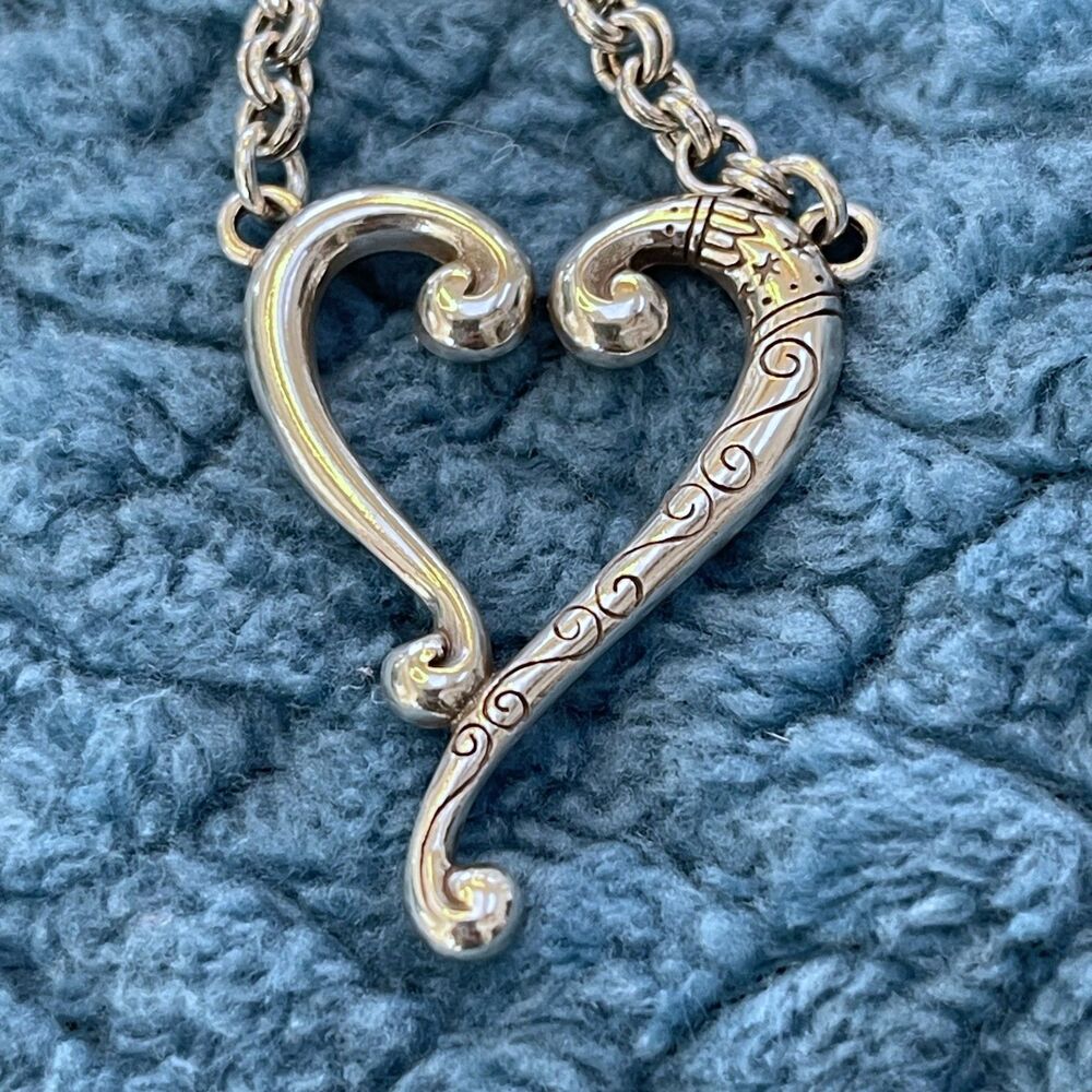 Brighton Adore Me Tuscan Open Heart Silver Necklace NWT Storage Bag - Picture 2 of 9